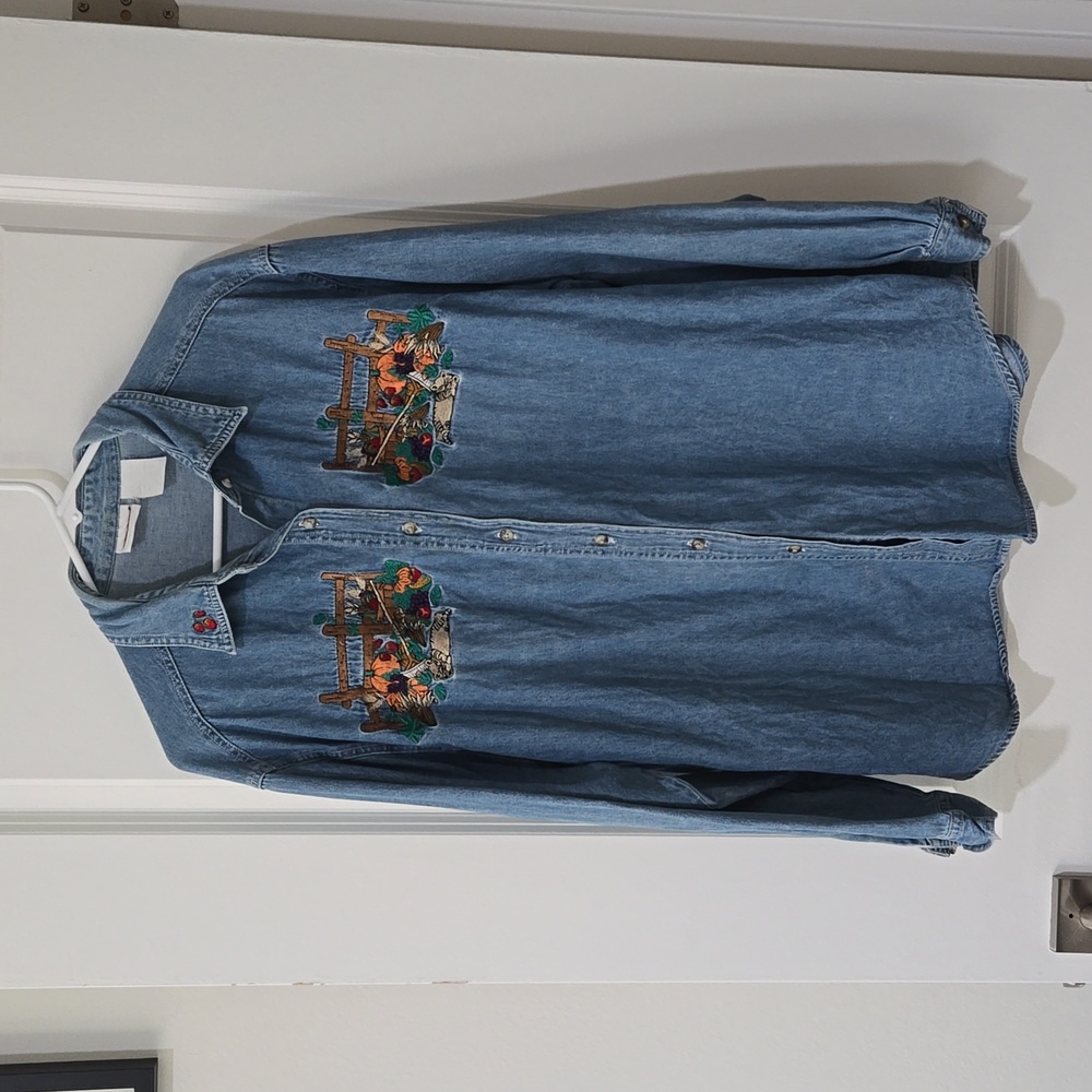 Cozy Up in this Vintage Fall Dream: Embroidered Denim Shirt